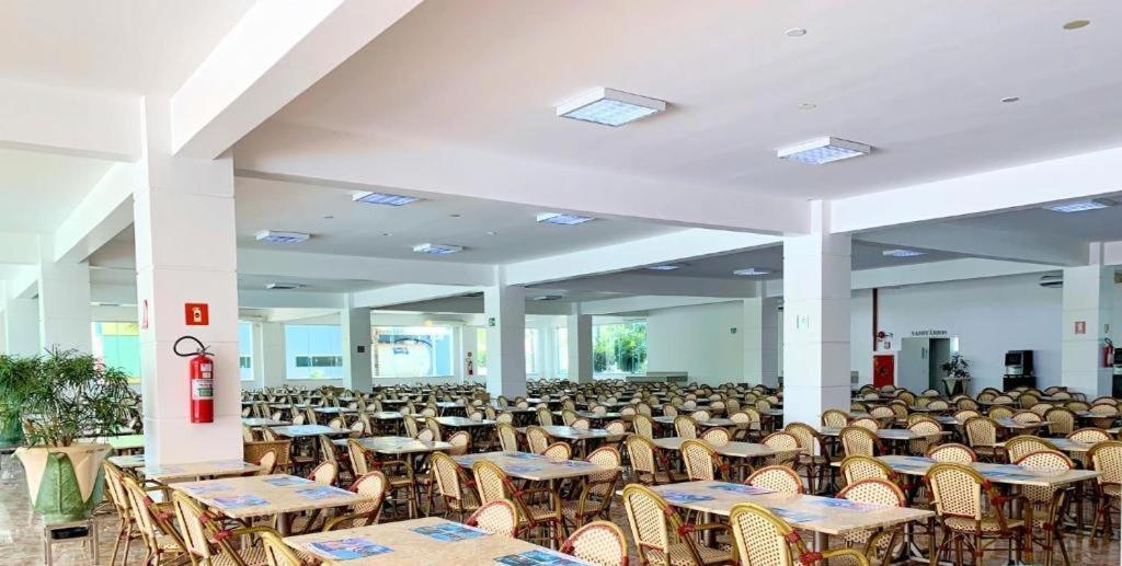 L'acqua Diroma - Suítes confortáveis - Resort com Piscinas 24 horas - Piscina de ondas Caldas Novas Exterior foto